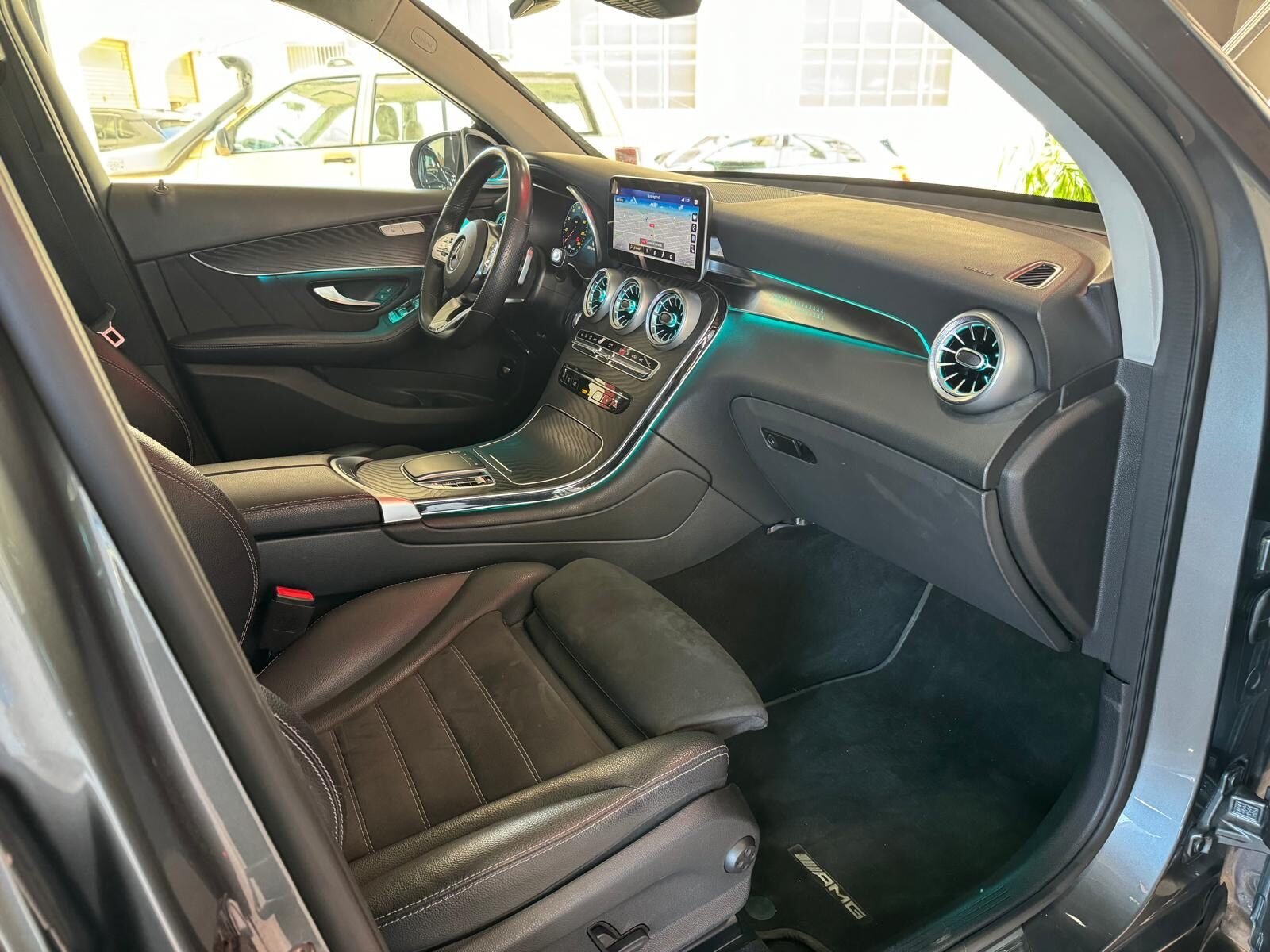 MERCEDES-BENZ GLC 300de 4MATIC