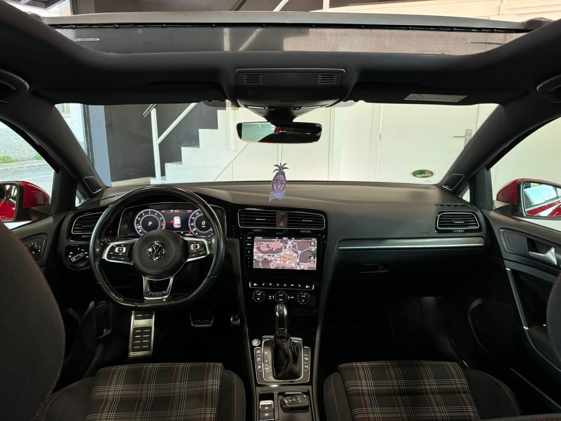 VOLKSWAGEN GOLF GTI 7.5 PERFORMANCE