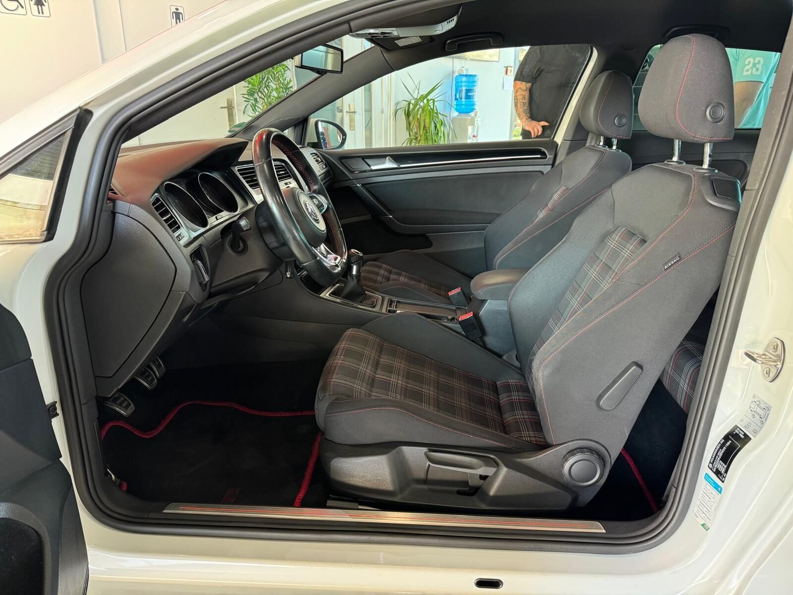 VOLKSWAGEN GOLF GTI PERFORMANCE BMT