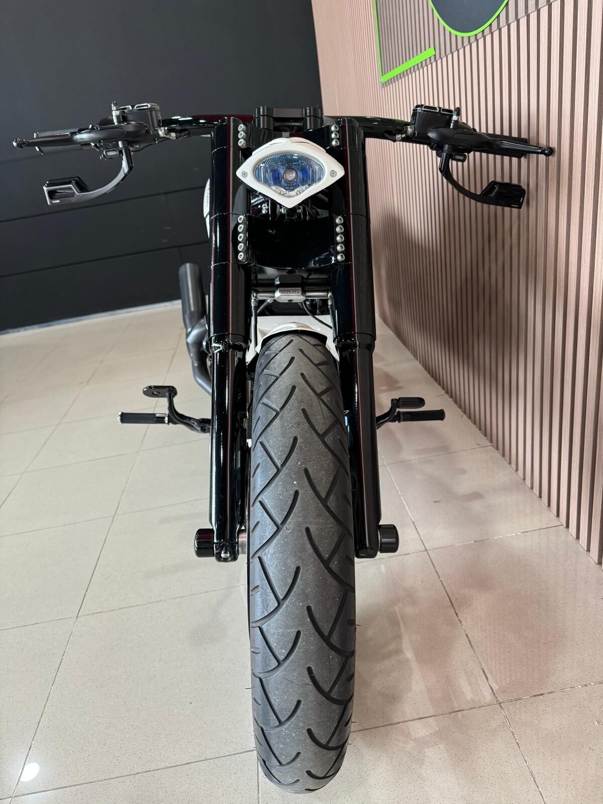HARLEY-DAVIDSON VRSCDX NIGHT ROD
