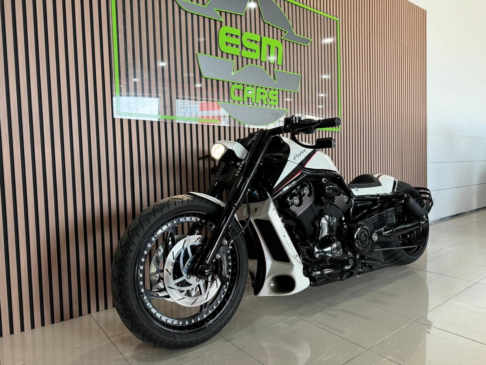 HARLEY-DAVIDSON VRSCDX NIGHT ROD