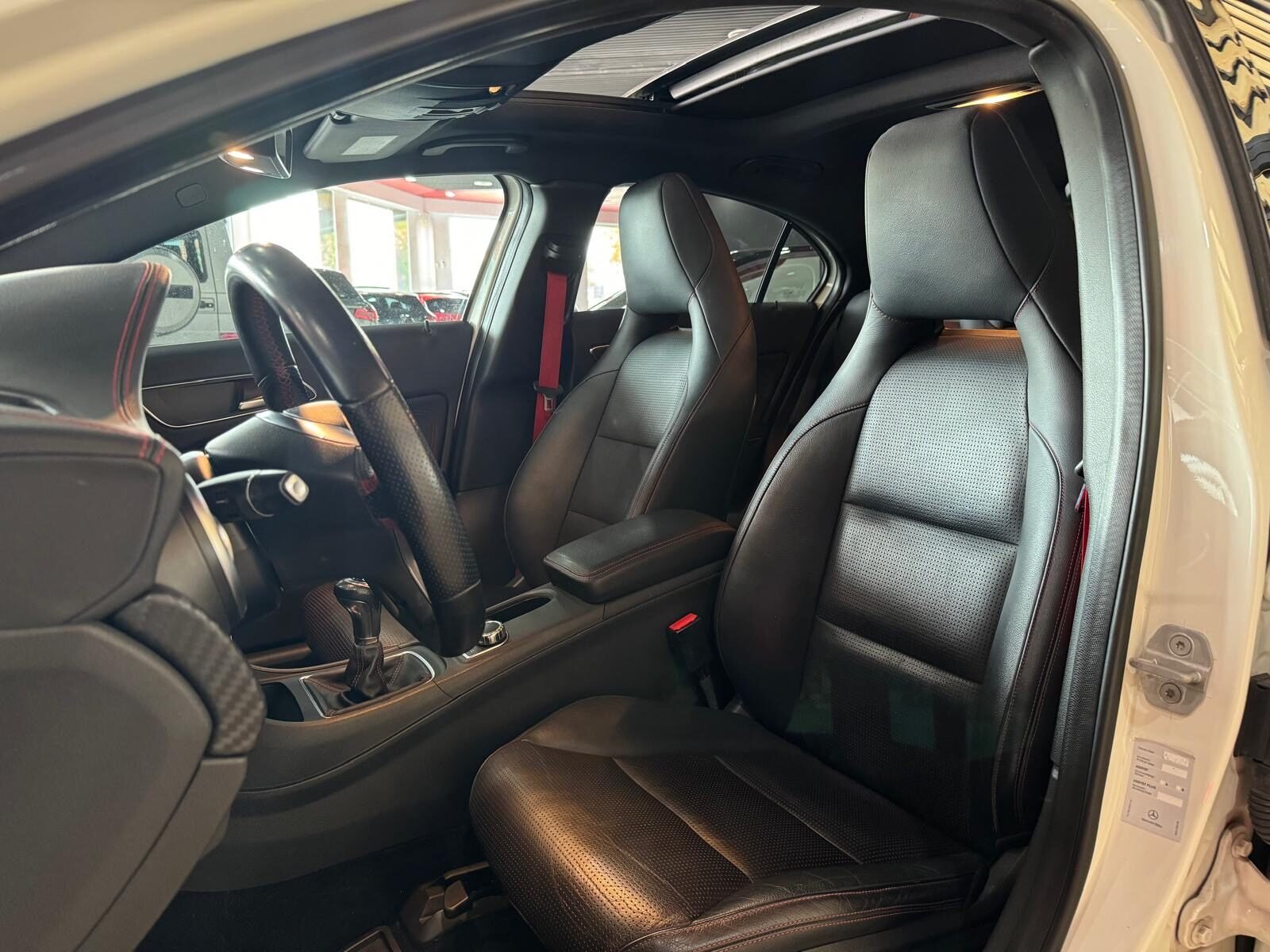 MERCEDES-BENZ CLASE A A200 AMG LINE