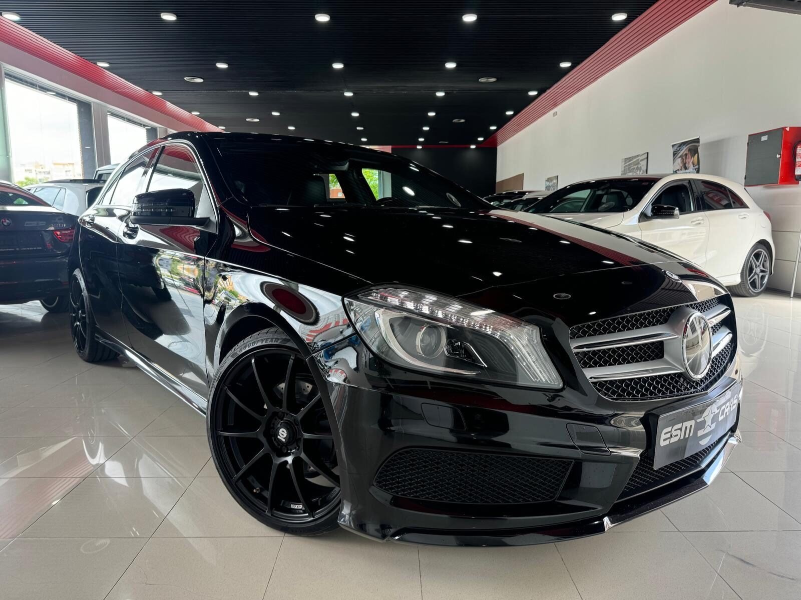 MERCEDES-BENZ CLASE A A200 AMG