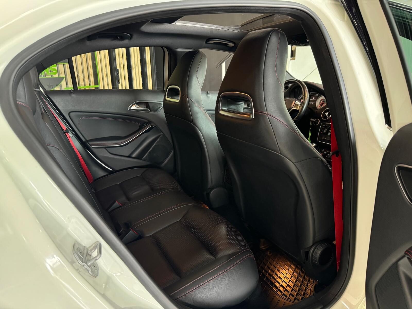 MERCEDES-BENZ CLASE A A200 AMG LINE