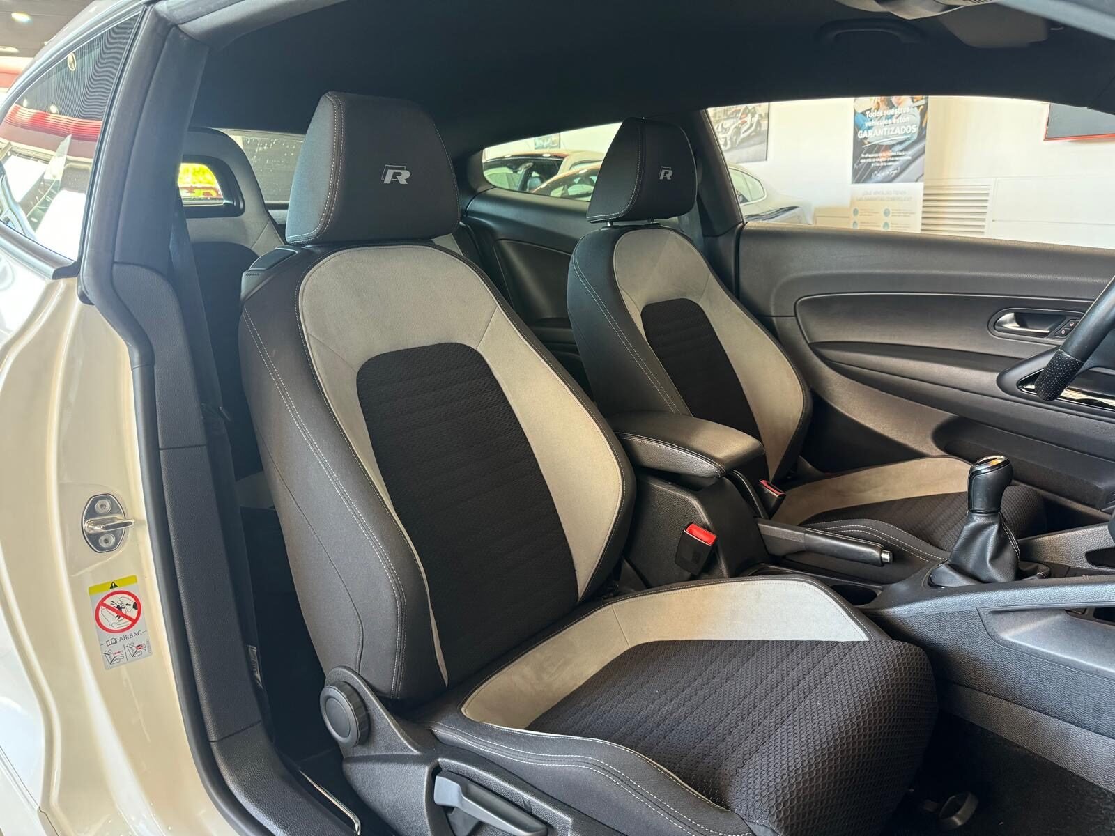 VOLKSWAGEN SCIROCCO R 2.0 TSI