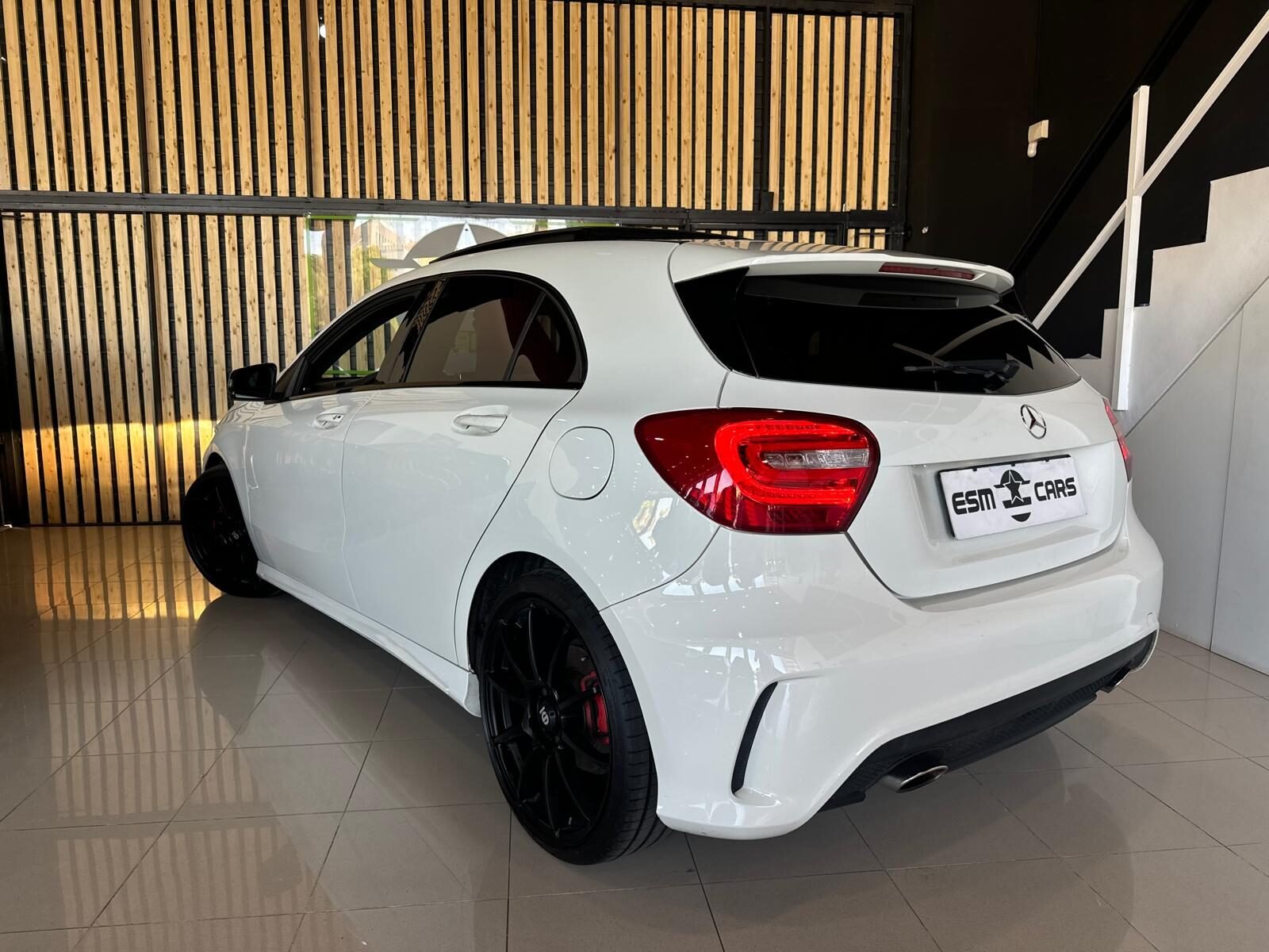 MERCEDES-BENZ CLASE A A200 AMG LINE