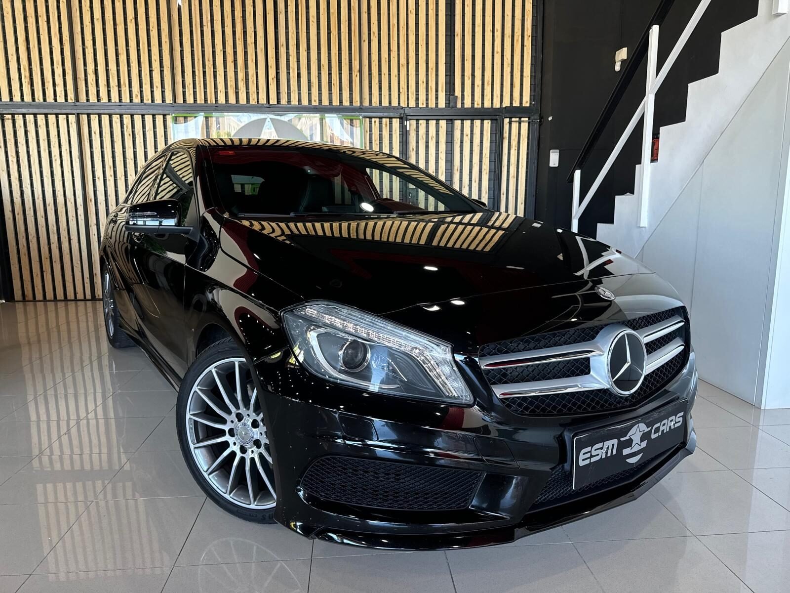 MERCEDES-BENZ CLASE A A200 AMG