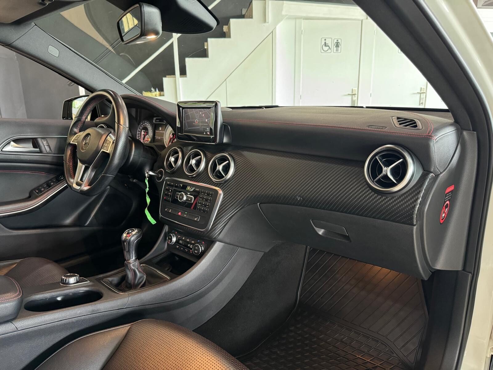 MERCEDES-BENZ CLASE A A200 AMG LINE