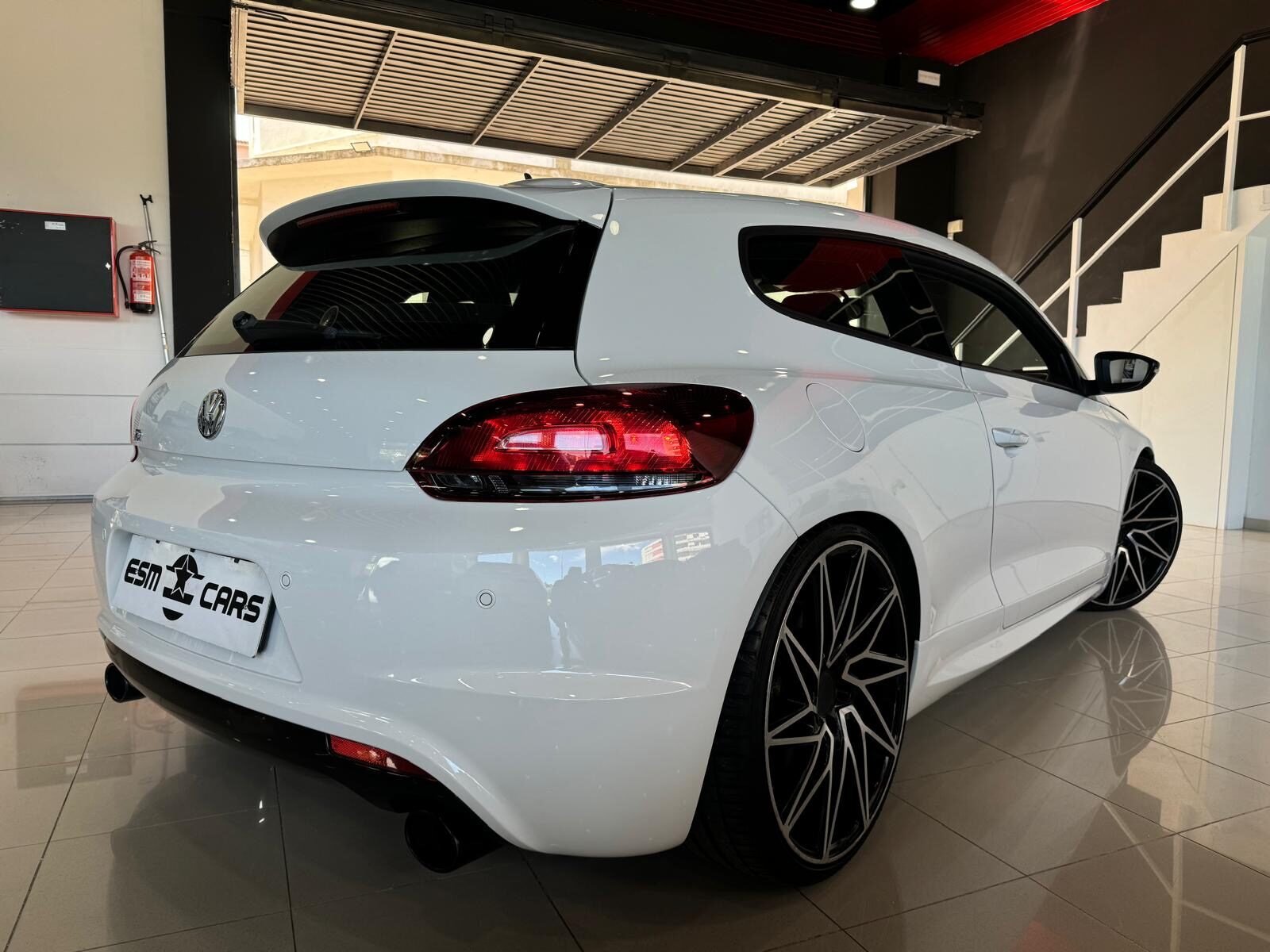VOLKSWAGEN SCIROCCO R 2.0 TSI
