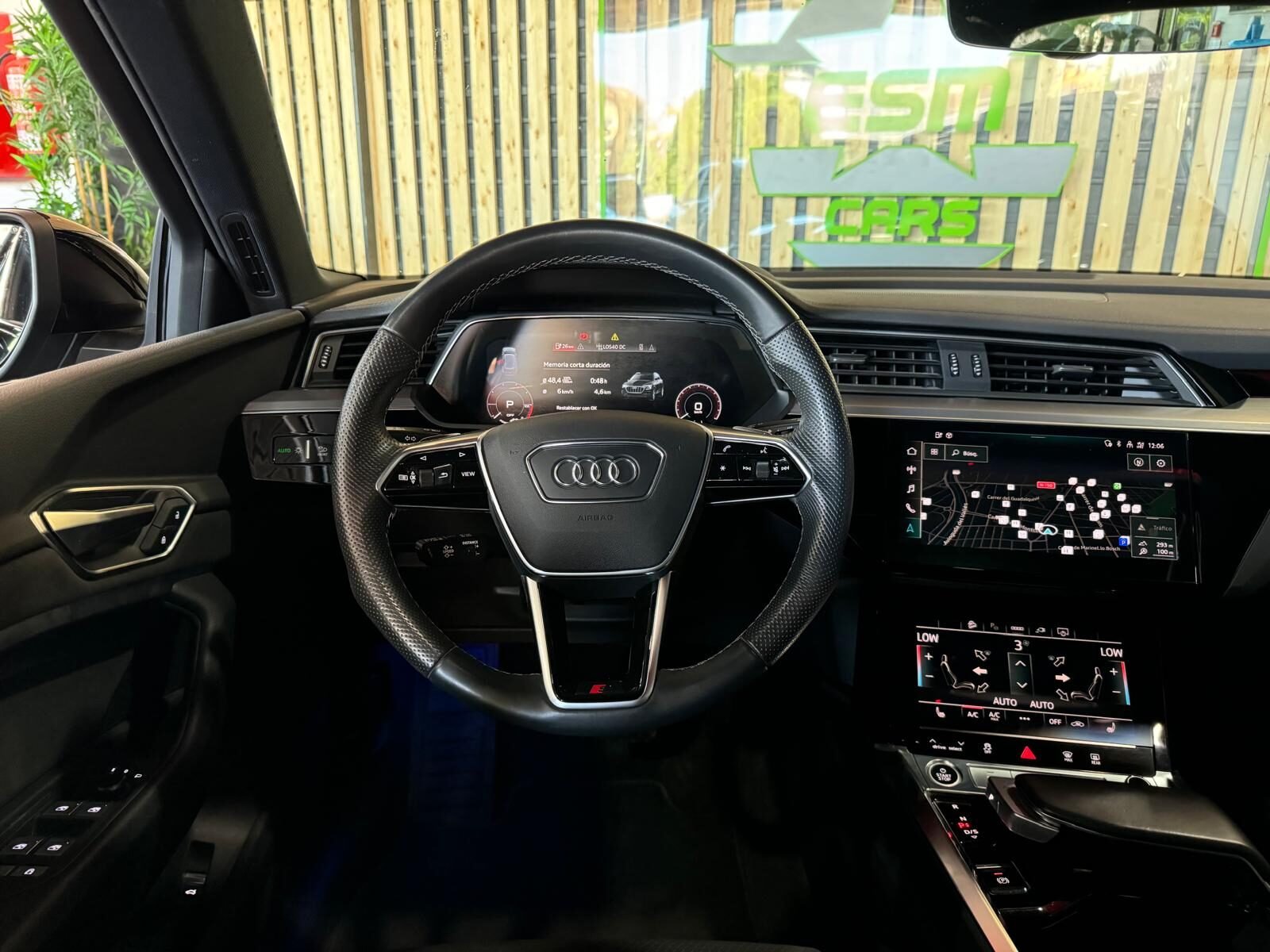 AUDI Q8 e-tron S-LINE 55 QUATTRO