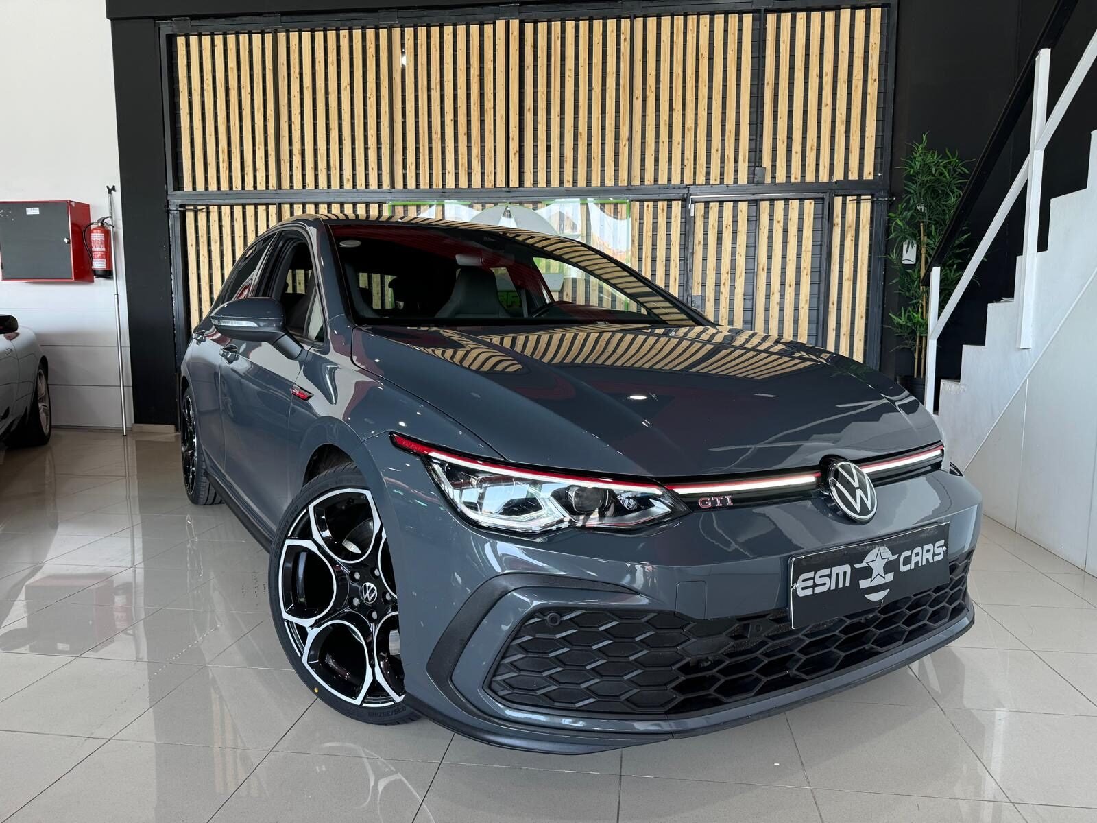 VOLKSWAGEN GOLF GTI 2.0 TSI DSG