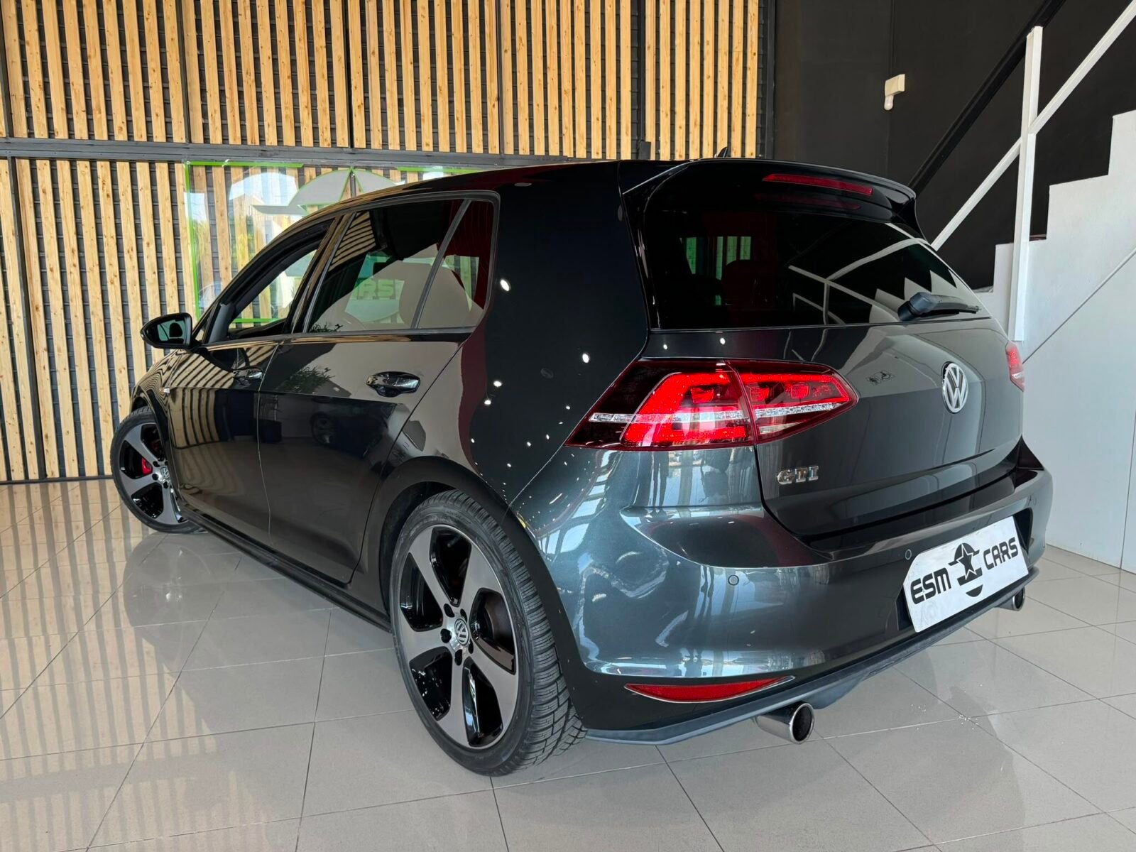 VOLKSWAGEN GOLF GTI 2.0 TSI
