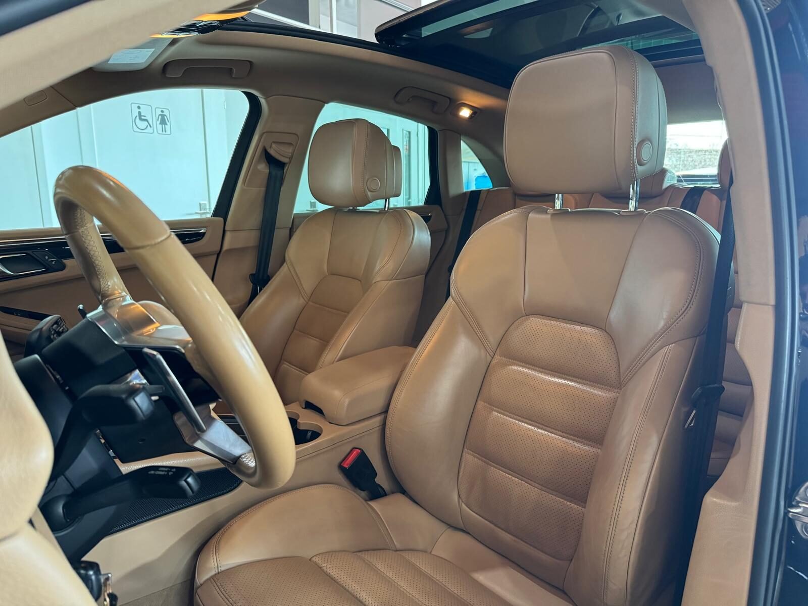 PORSCHE Macan S 