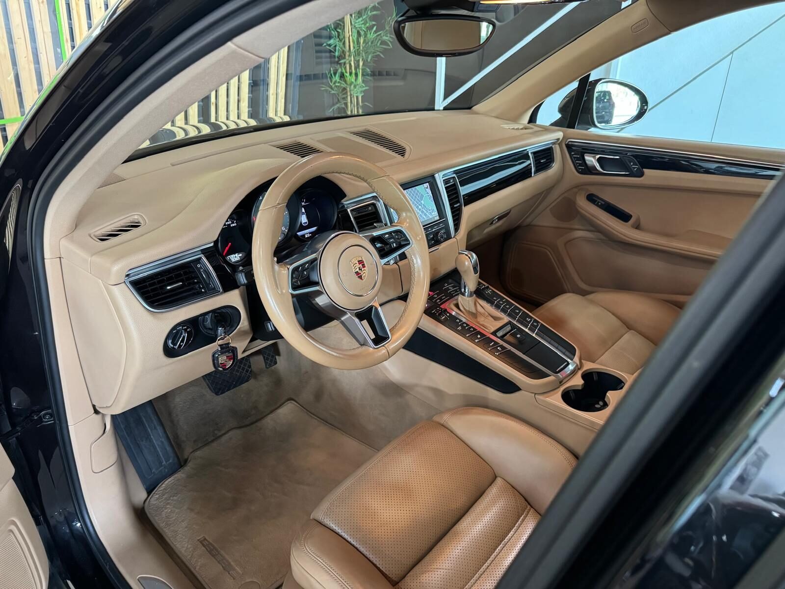 PORSCHE Macan S 