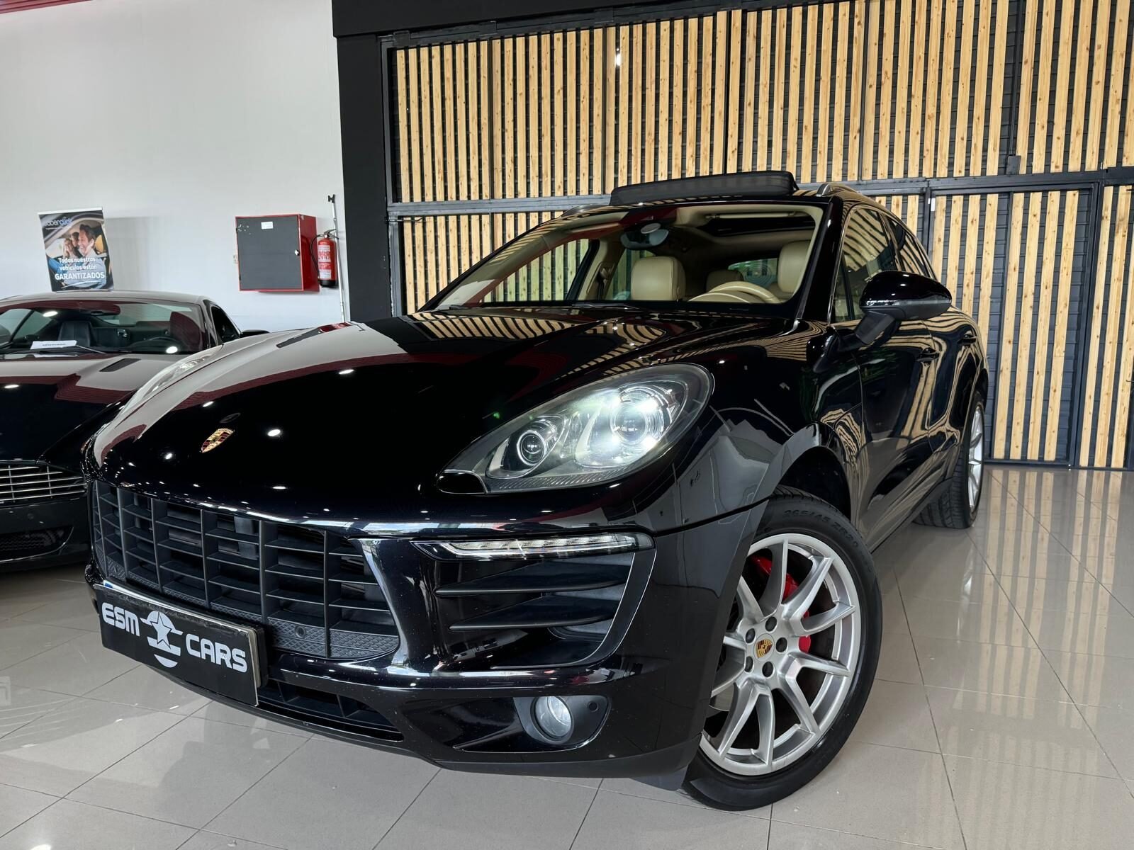 PORSCHE Macan S 