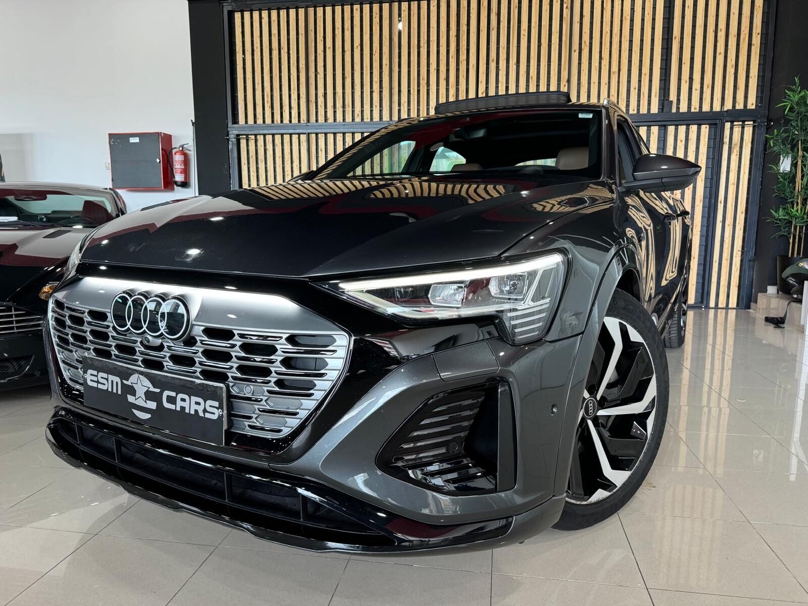 AUDI Q8 e-tron SPORTBACK 50 QUATTRO