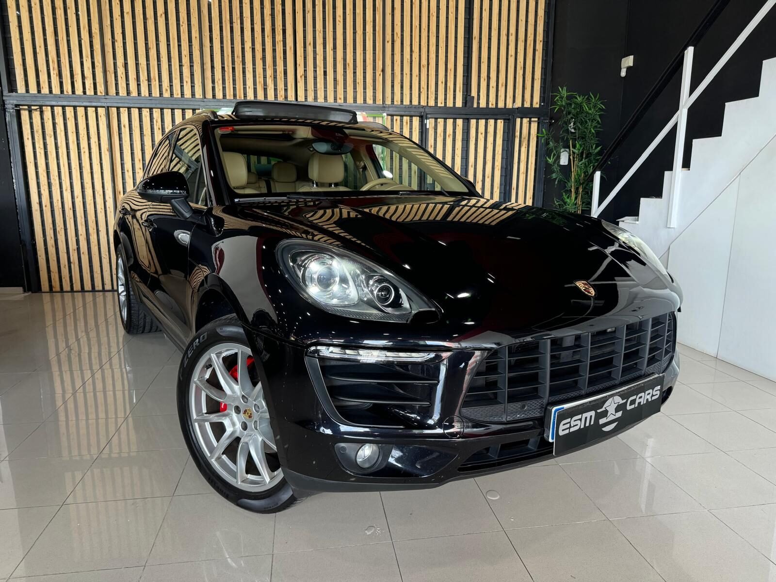 PORSCHE Macan S 