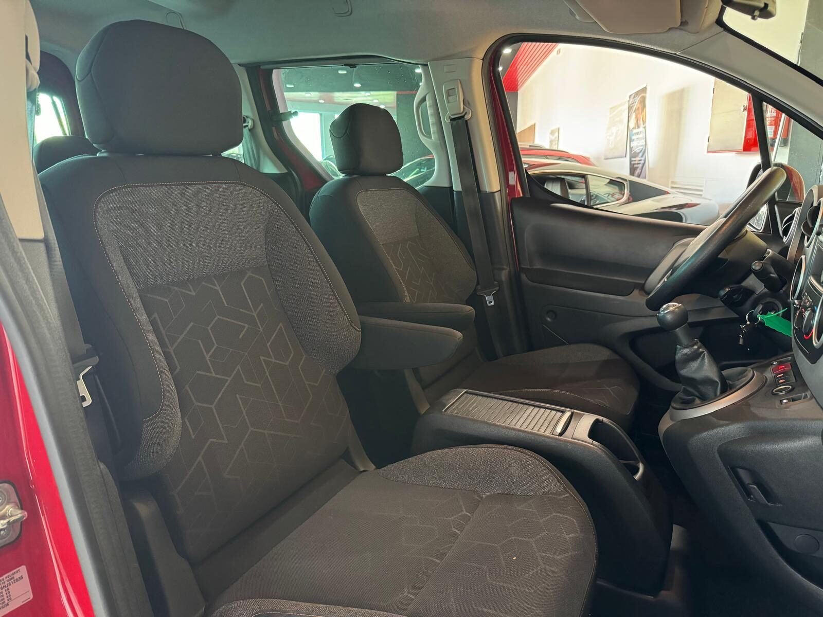 PEUGEOT TEPEE ACTIVE 1.6 BLUEHDI