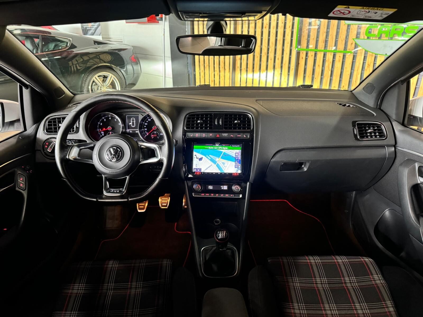 VOLKSWAGEN POLO GTI 1.8 TSI