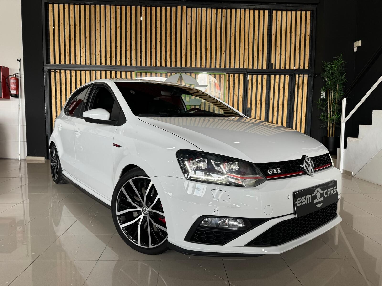 VOLKSWAGEN POLO GTI 1.8 TSI
